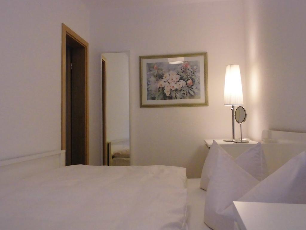 Apartment Schlossparkferienwohnungen *