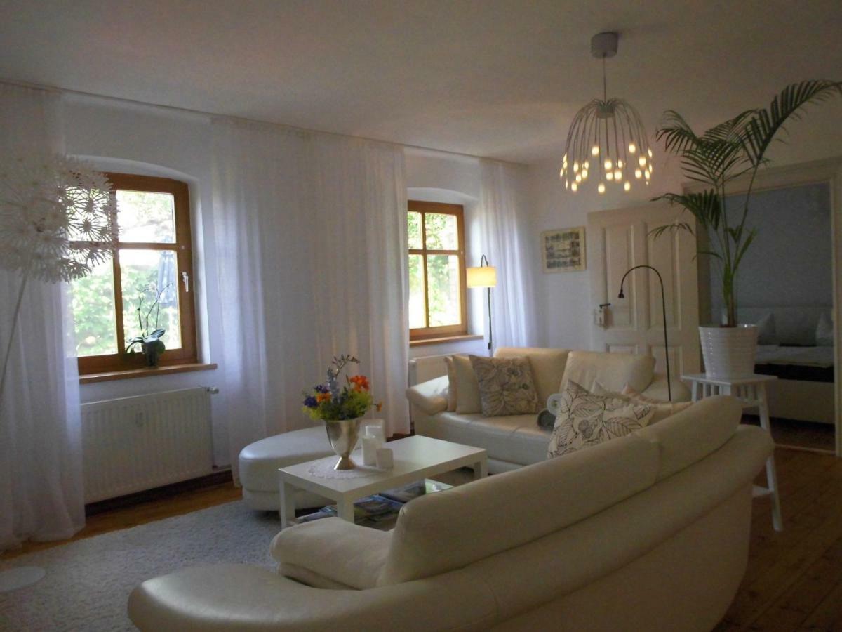 Appartement Schlossparkferienwohnungen Mit Garten Rheinsberg